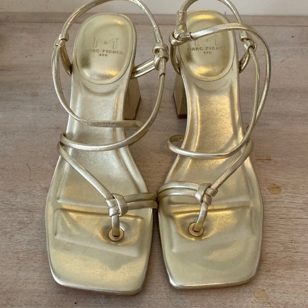 Marc Fisher LTD Womens Giada Leather Slip-On Heels Size‎ 8